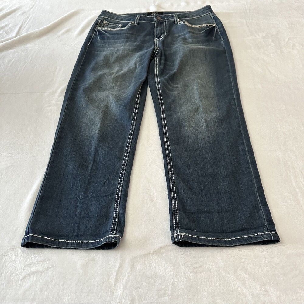 Earl Jeans Cropped  Blue jeans Embellished Medium Wash TAG SIZE 10